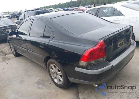 2002 Volvo S60 2.4T z USA, uszkodzony, nr VIN YV1RS58D422165296